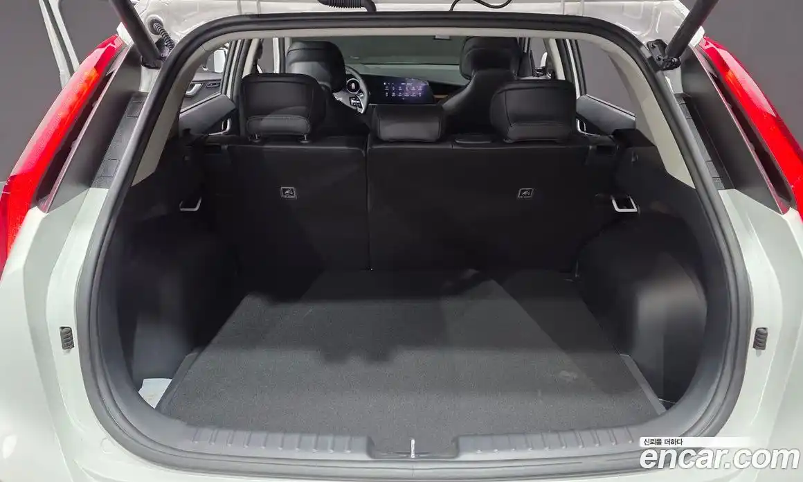 Kia Niro 2025 1.6 гидро в Москве № 1342429, фото 33