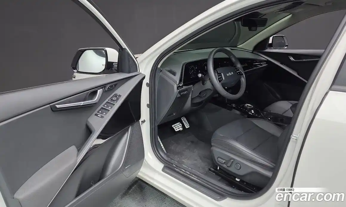 Kia Niro 2025 1.6 гидро в Москве № 1342438, фото 13
