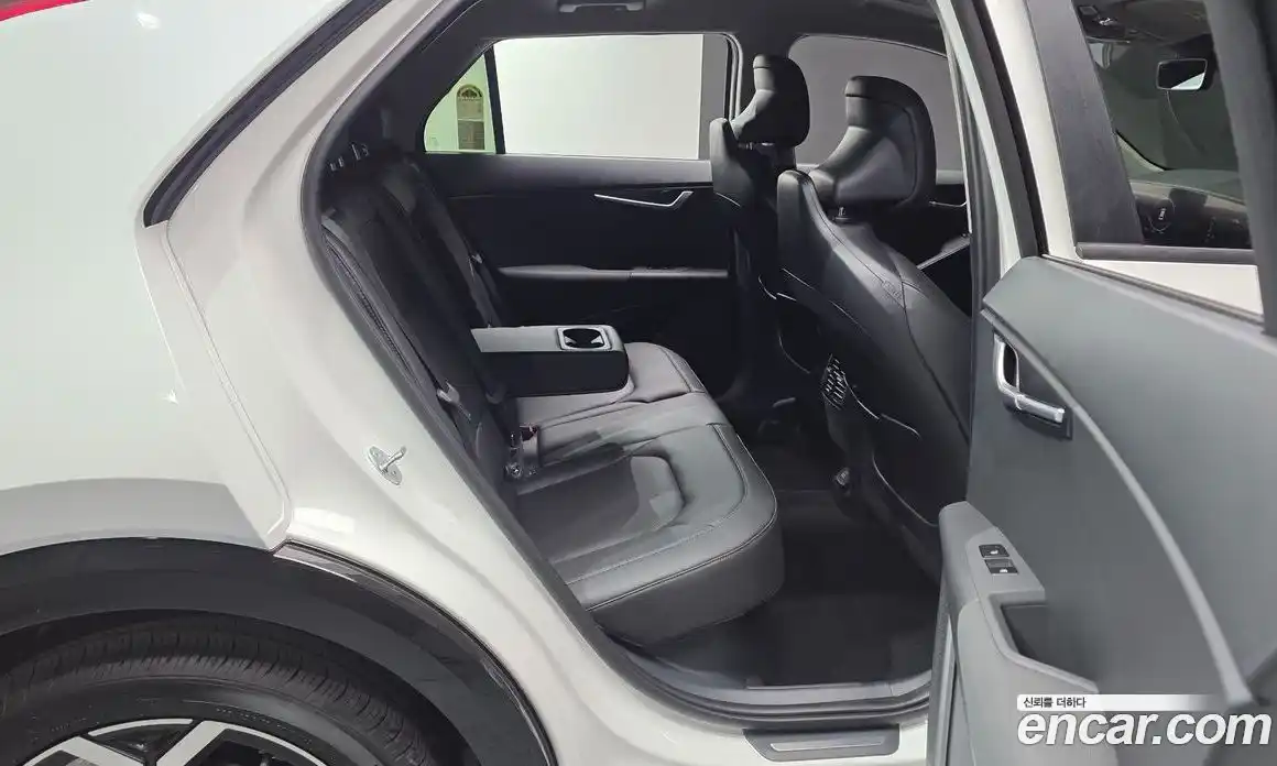 Kia Niro 2025 1.6 гидро в Москве № 1342438, фото 18