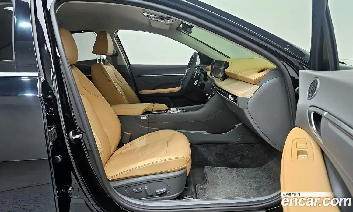 Hyundai Sonata 2025 1.6 гидро в Москве № 1399382, фото 16