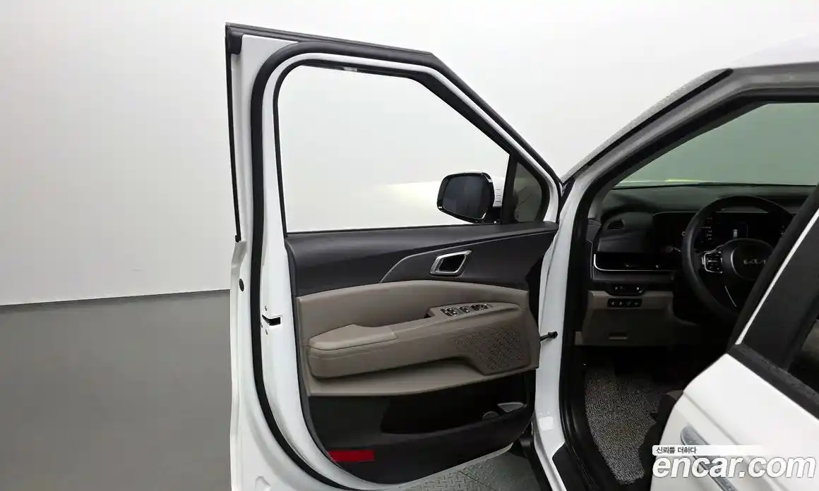 Kia Canival 2024 2.2 гидро в Москве № 1399394, фото 14