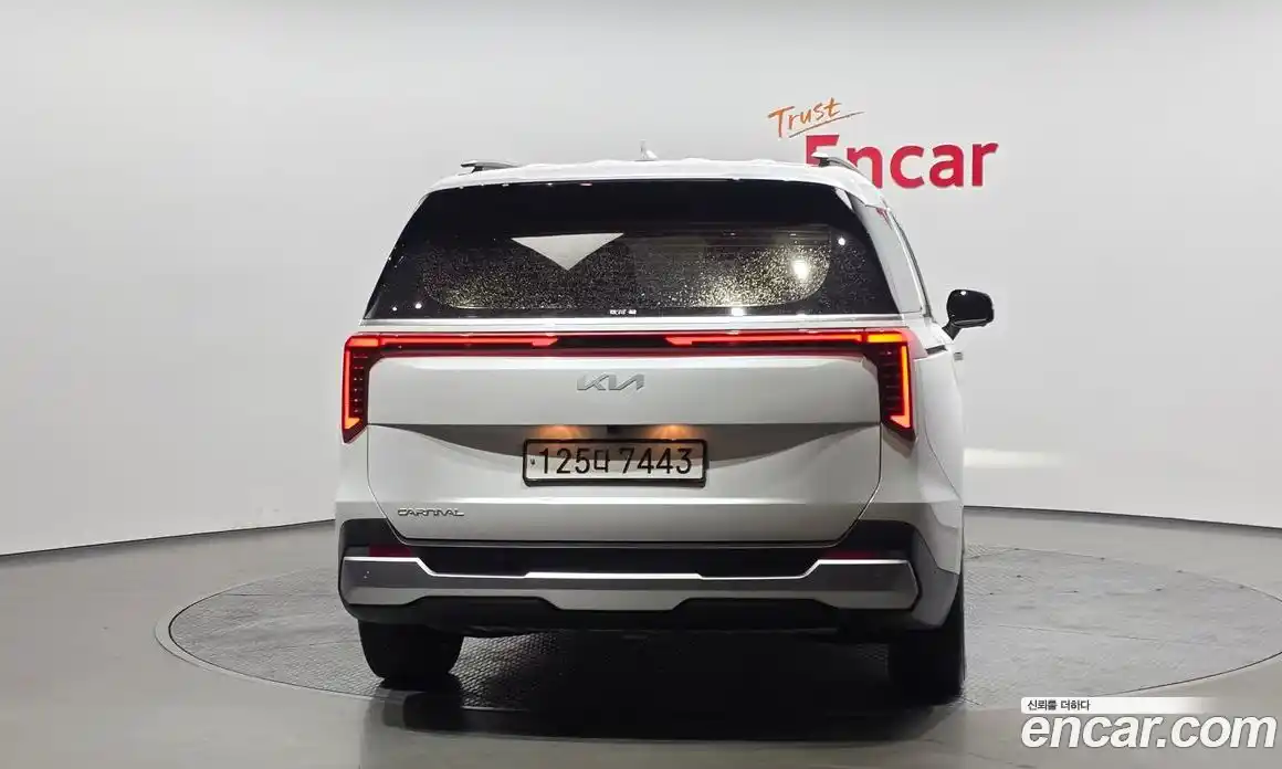 Kia Canival 2024 2.2 гидро в Москве № 1399394, фото 4
