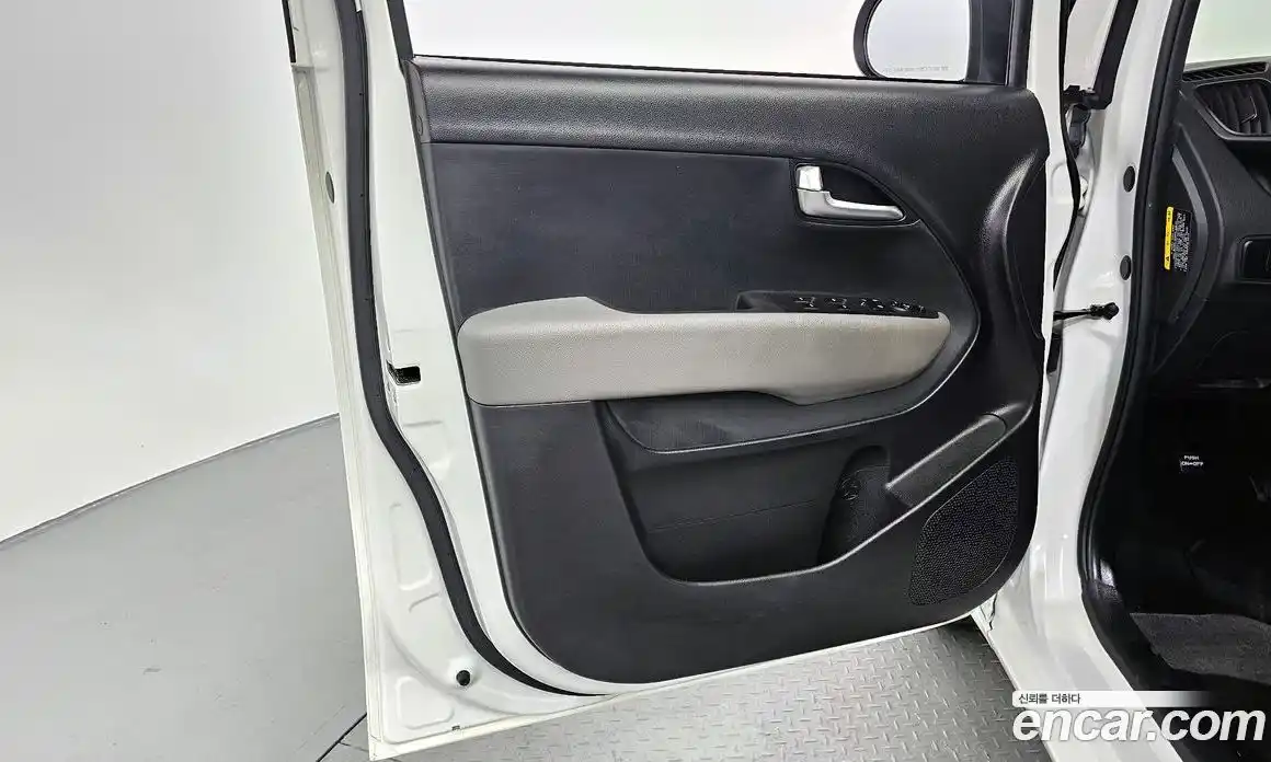 Kia Ray 2022 1.0 гидро в Москве № 1399544, фото 14