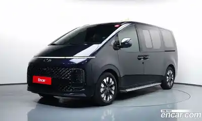 Hyundai Staria, 2023