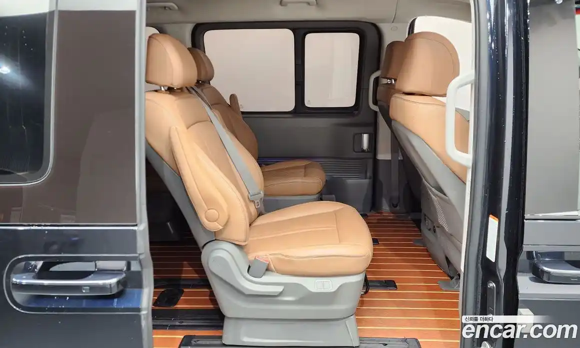 Hyundai Staria 2023 3.5 гидро в Москве № 1417414, фото 16