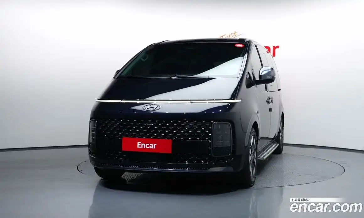 Hyundai Staria 2023 3.5 гидро в Москве № 1417414, фото 3
