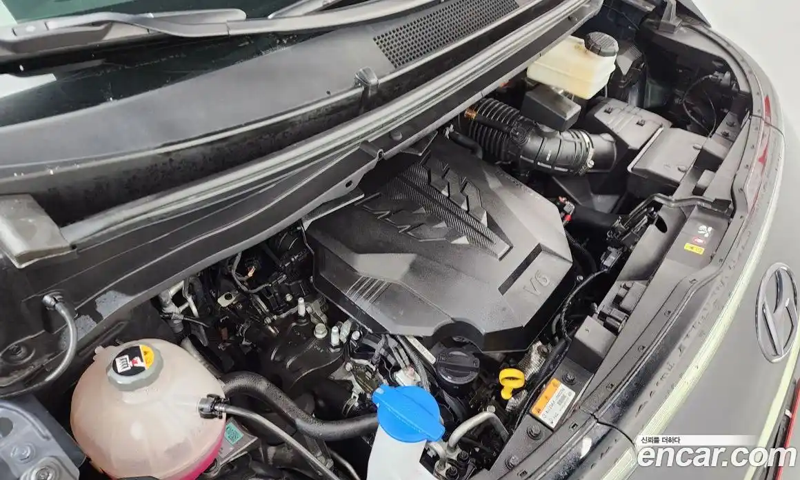Hyundai Staria 2023 3.5 гидро в Москве № 1417414, фото 6