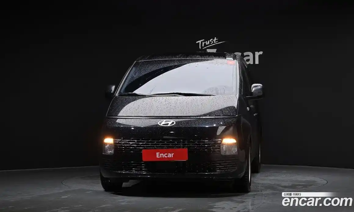 Hyundai Staria 2024 2.2 гидро в Москве № 1417435, фото 3