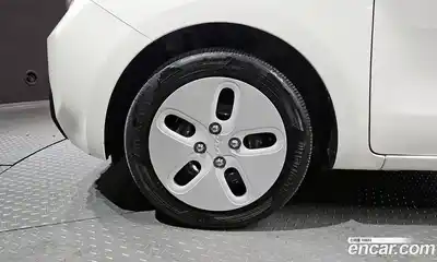 Kia Ray 2024 1.0 гидро в Москве № 1418057, миниатюра 5