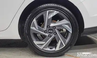 Hyundai Avante 2024 1.6 гидро в Москве № 1537008, миниатюра 7