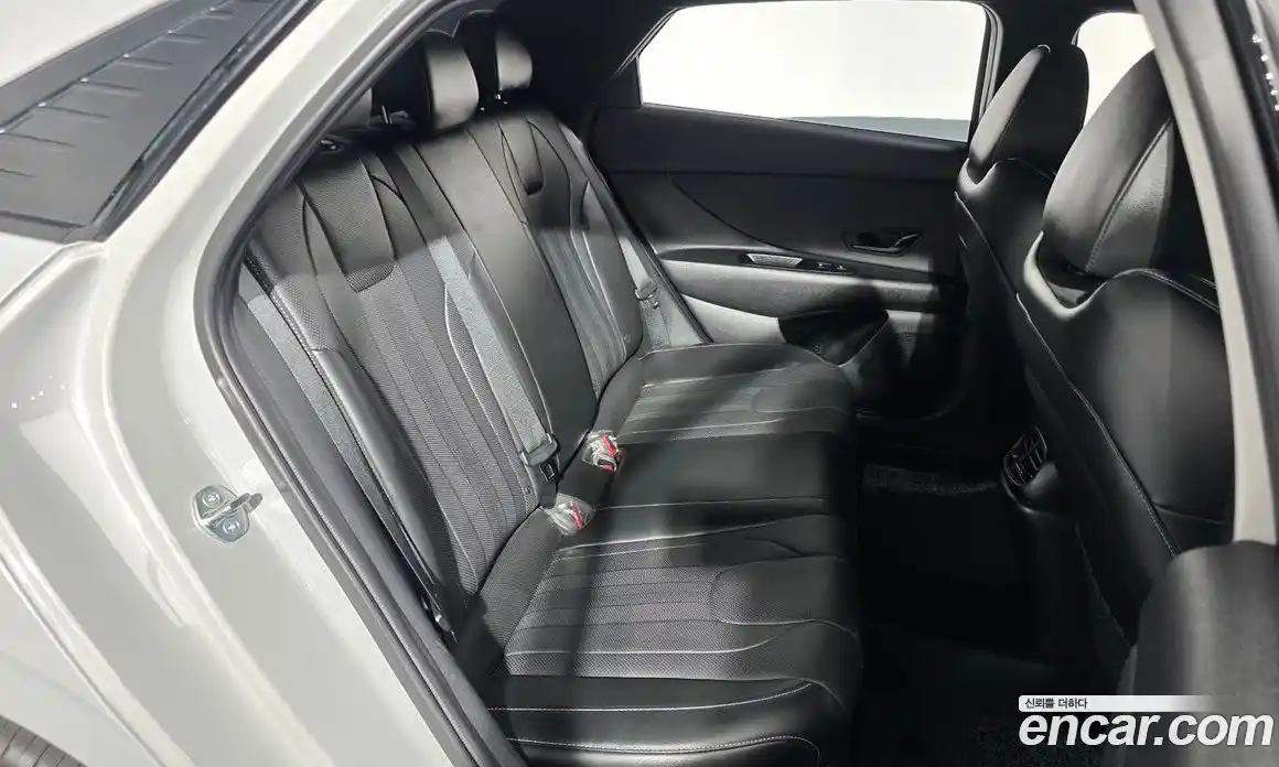 Hyundai Avante 2023 2.0 гидро в Москве № 1537078, фото 17