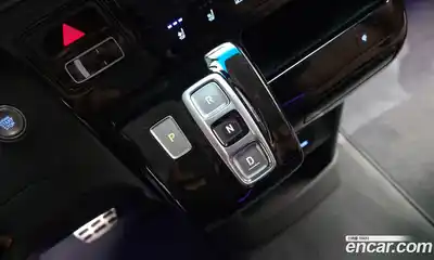 Hyundai Staria 2022 2.2 гидро в Москве № 1537112, миниатюра 11