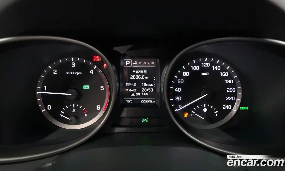 Hyundai Santa Fe 2015 2.0 гидро в Москве № 1537133, фото 11