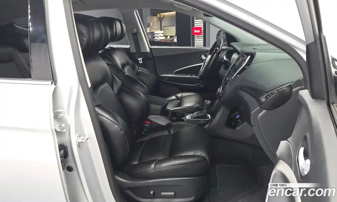 Hyundai Santa Fe 2015 2.0 гидро в Москве № 1537133, фото 17