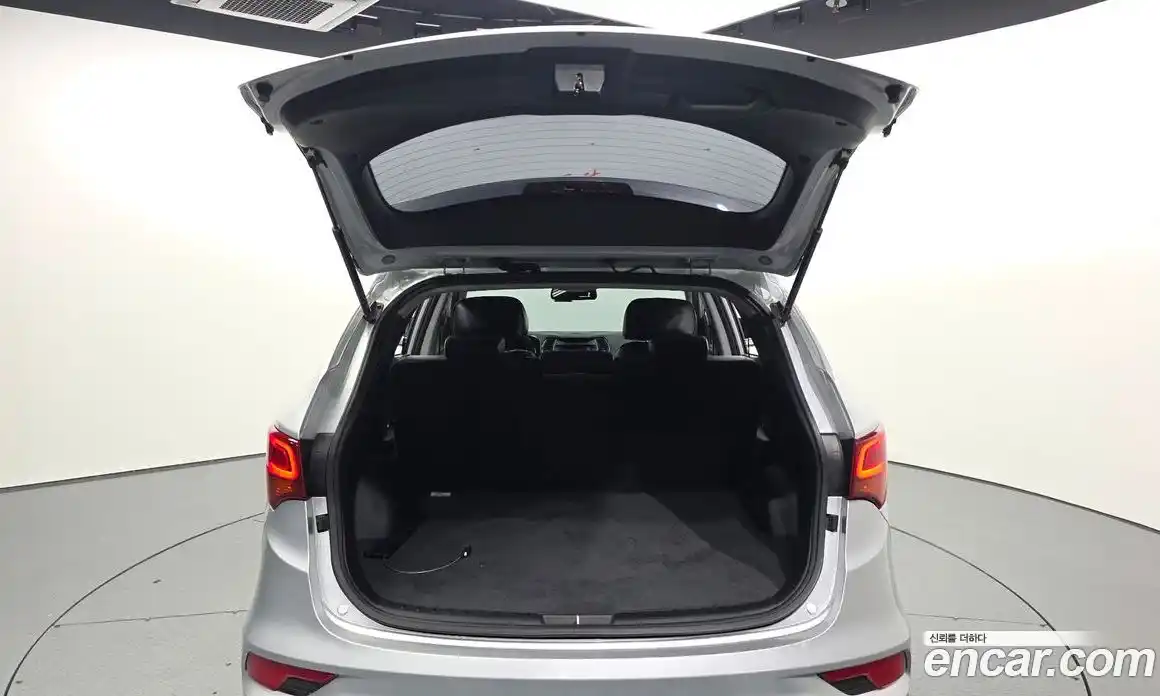 Hyundai Santa Fe 2015 2.0 гидро в Москве № 1537133, фото 26