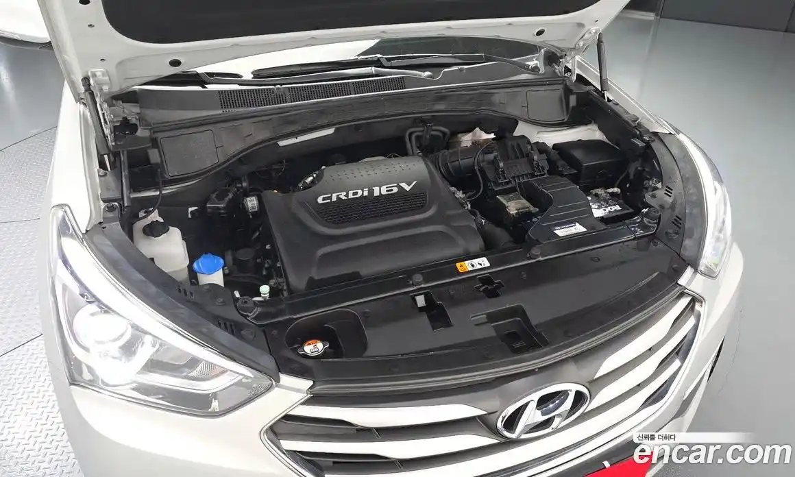 Hyundai Santa Fe 2015 2.0 гидро в Москве № 1537133, фото 6