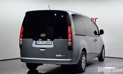 Hyundai Staria 2024 2.2 гидро в Москве № 1537418, миниатюра 2