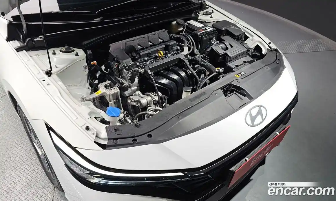Hyundai Avante 2023 1.6 гидро в Москве № 1537430, фото 6