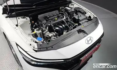 Hyundai Avante 2023 1.6 гидро в Москве № 1537430, миниатюра 6