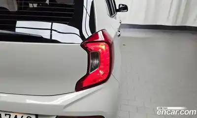 Kia Morning 2023 1.0 гидро в Москве № 1538021, миниатюра 9