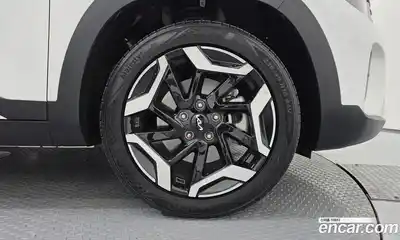 Kia Seltos 2024 1.6 гидро в Москве № 1538083, миниатюра 7