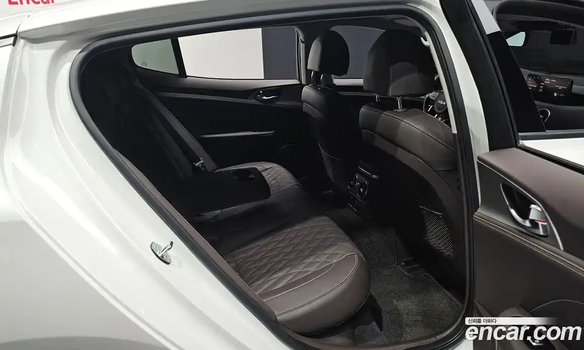 Kia Stinger 2023 2.5 гидро в Москве № 1538452, фото 16