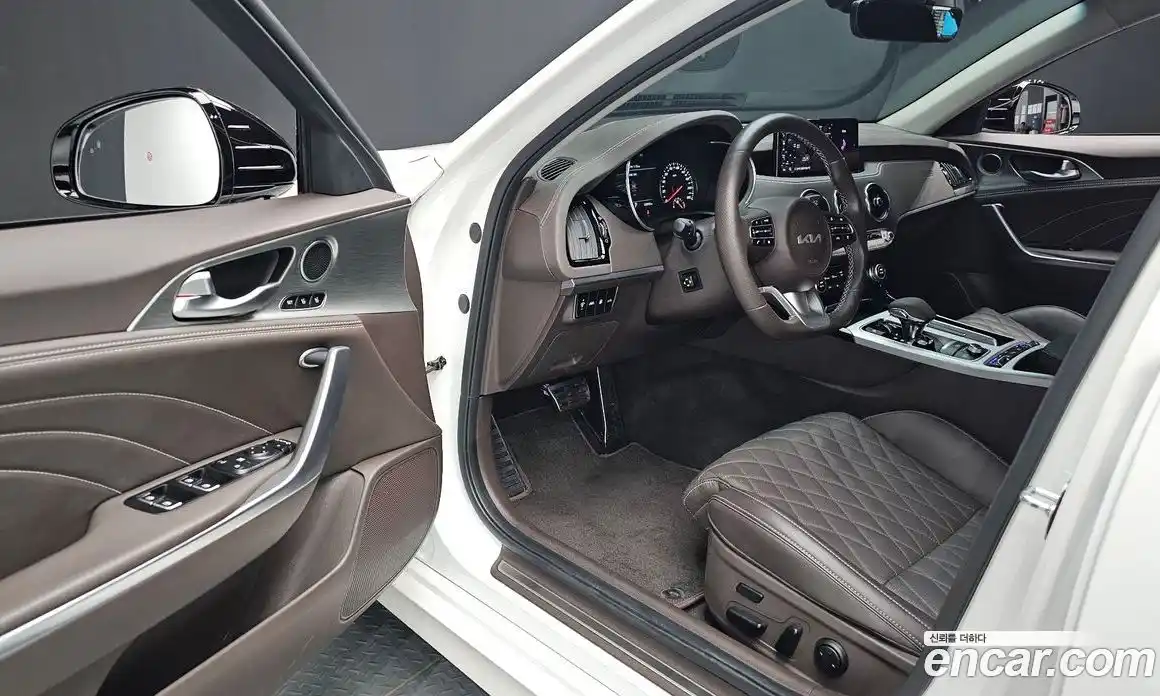 Kia Stinger 2023 2.5 гидро в Москве № 1538452, фото 17