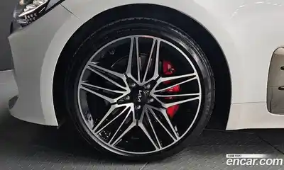 Kia Stinger 2023 2.5 гидро в Москве № 1538452, миниатюра 5