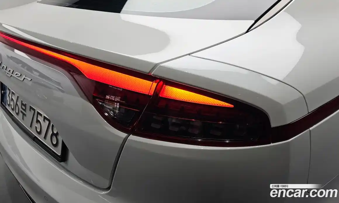 Kia Stinger 2023 2.5 гидро в Москве № 1538452, фото 9