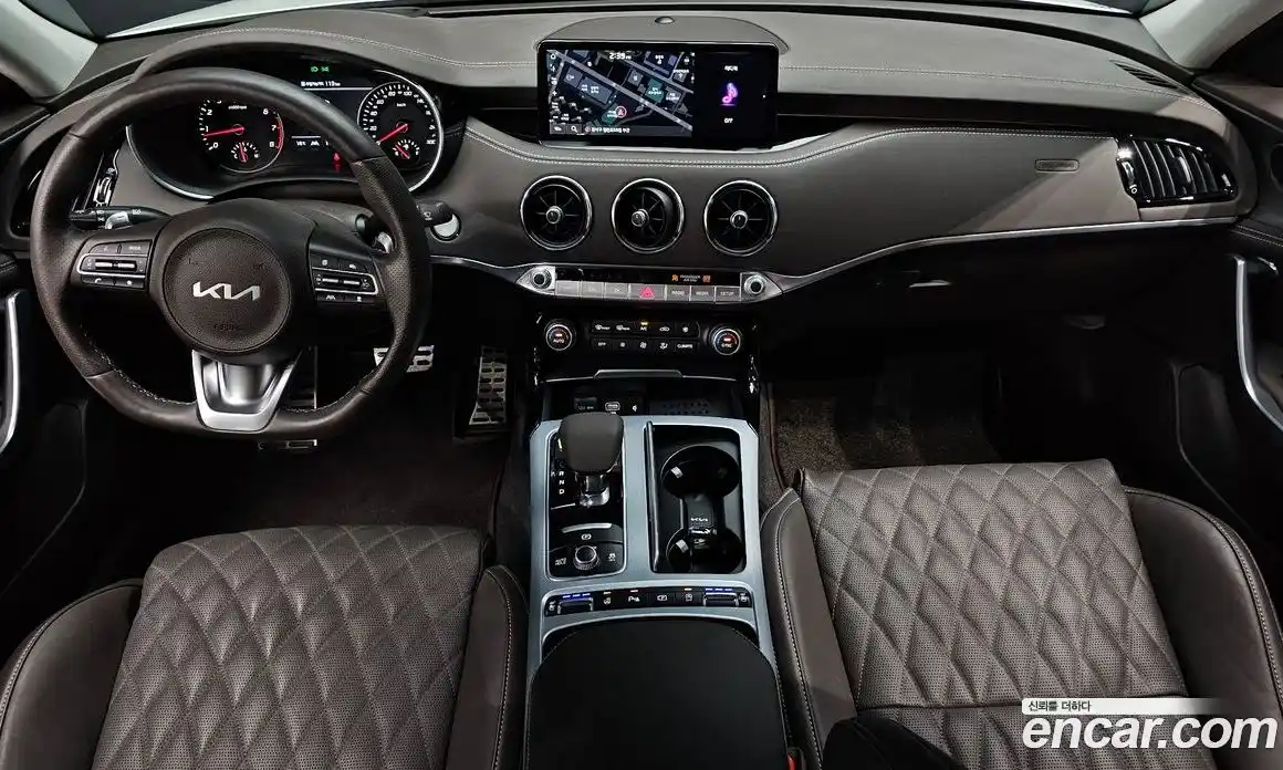 Kia Stinger 2023 2.5 гидро в Москве № 1538452, фото 10