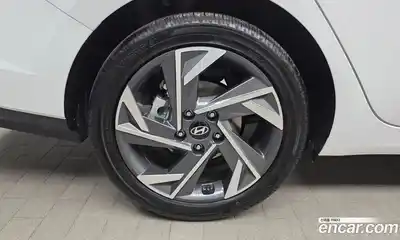 Hyundai Avante 2024 1.6 гидро в Москве № 1610025, миниатюра 5