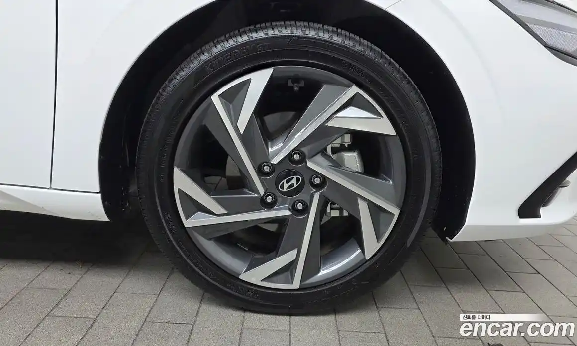 Hyundai Avante 2024 1.6 гидро в Москве № 1610025, фото 7