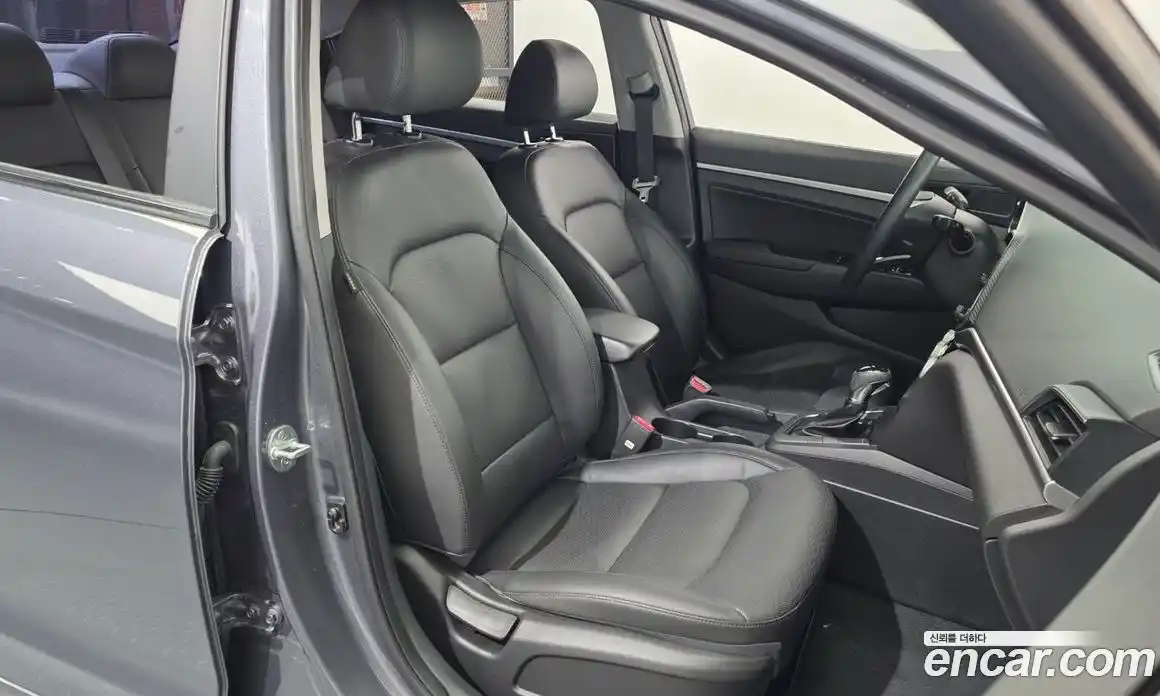 Hyundai Avante 2019 1.6 гидро в Москве № 1610102, фото 18