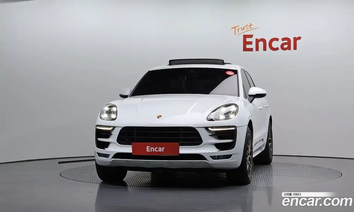 Porsche Macan 2018 3.0 гидро в Москве № 165406, фото 3