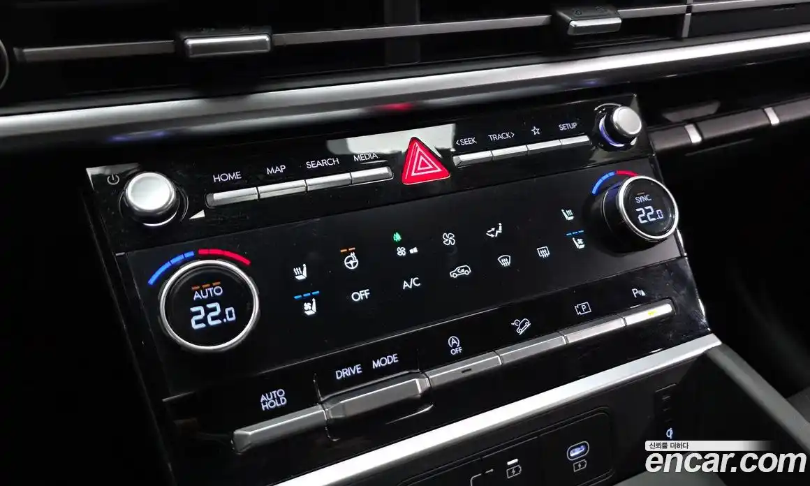 Hyundai Santa Fe 2024 2.5 гидро в Москве № 1683912, фото 24