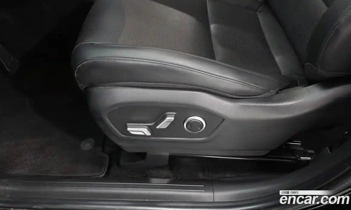 Hyundai Santa Fe 2024 2.5 гидро в Москве № 1683912, фото 27