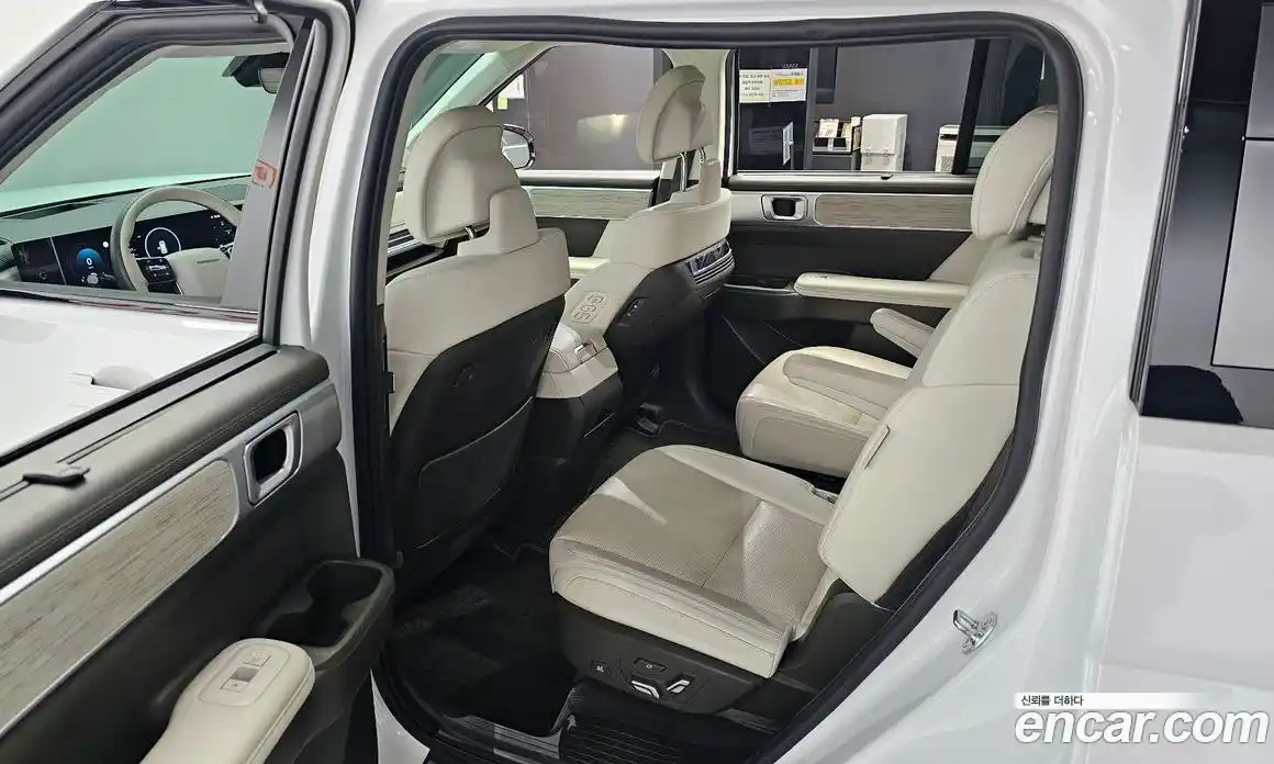 Hyundai Santa Fe 2024 2.5 гидро в Москве № 1684139, фото 16