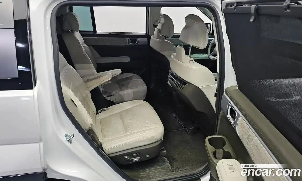 Hyundai Santa Fe 2024 2.5 гидро в Москве № 1684139, фото 18