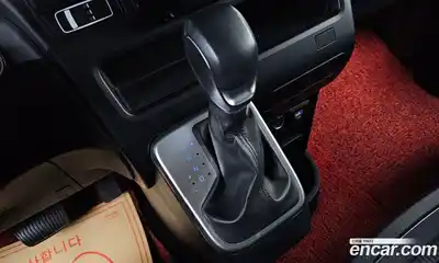 Hyundai Staria 2024 2.2 гидро в Москве № 1757670, миниатюра 12