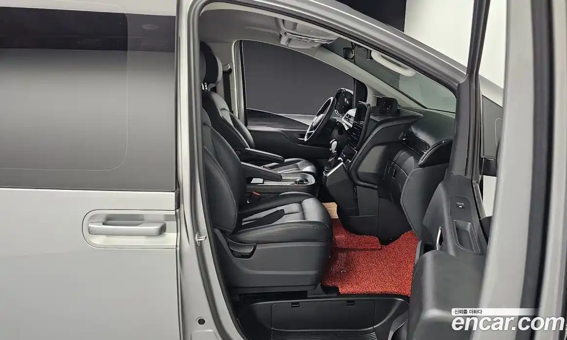 Hyundai Staria 2024 2.2 гидро в Москве № 1757670, фото 16
