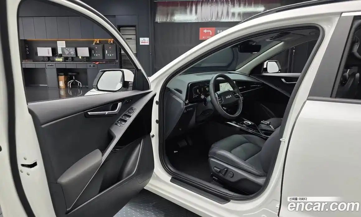 Kia Niro 2025 1.6 гидро в Москве № 1758132, фото 12