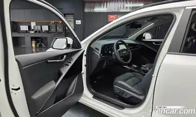 Kia Niro 2025 1.6 гидро в Москве № 1758132, миниатюра 12