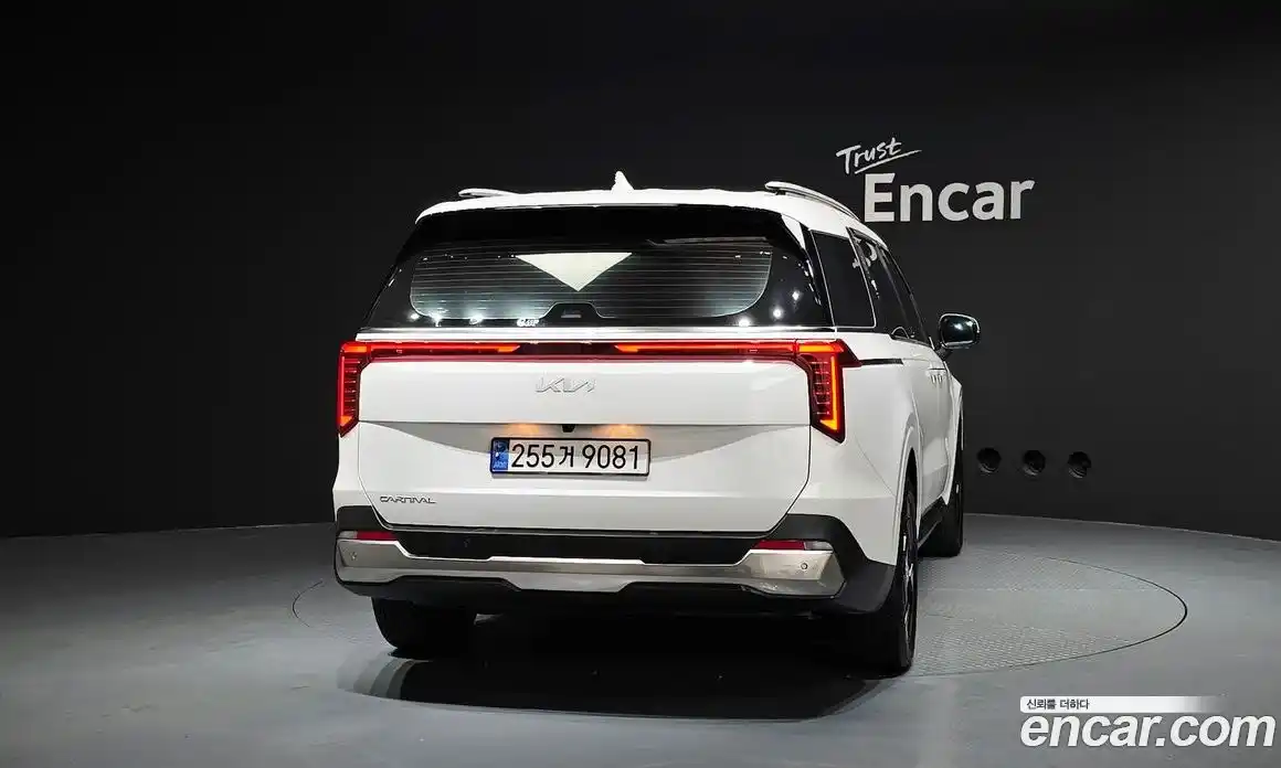Kia Canival 2024 2.2 гидро в Москве № 1758360, фото 4