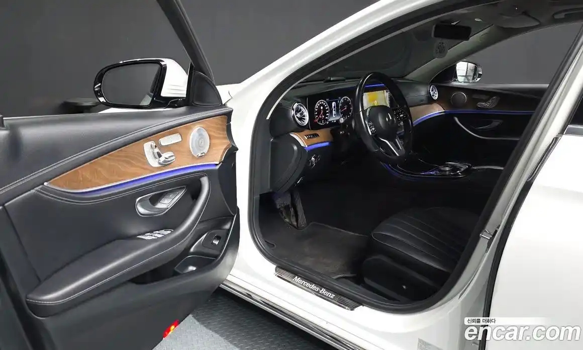 Mercedes-Benz E-Class 2020 2.0 гидро в Москве № 1762875, фото 13