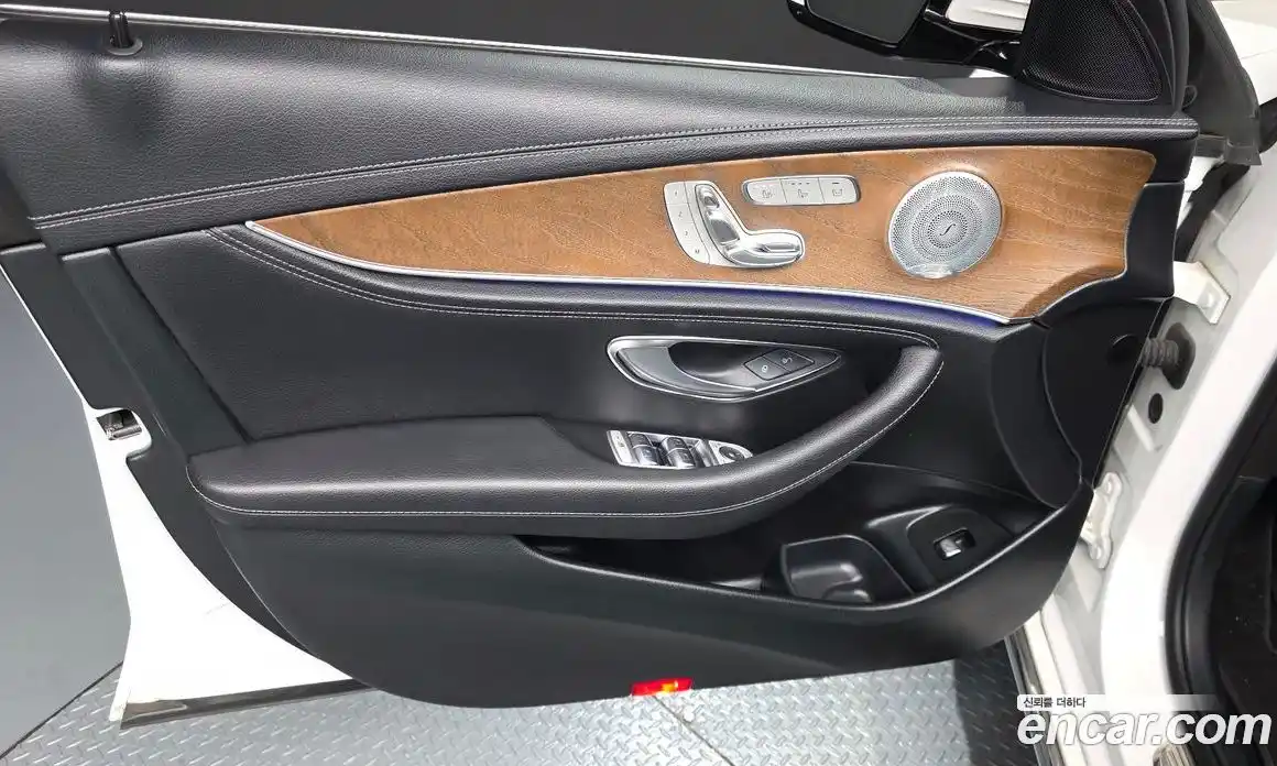 Mercedes-Benz E-Class 2020 2.0 гидро в Москве № 1762875, фото 14