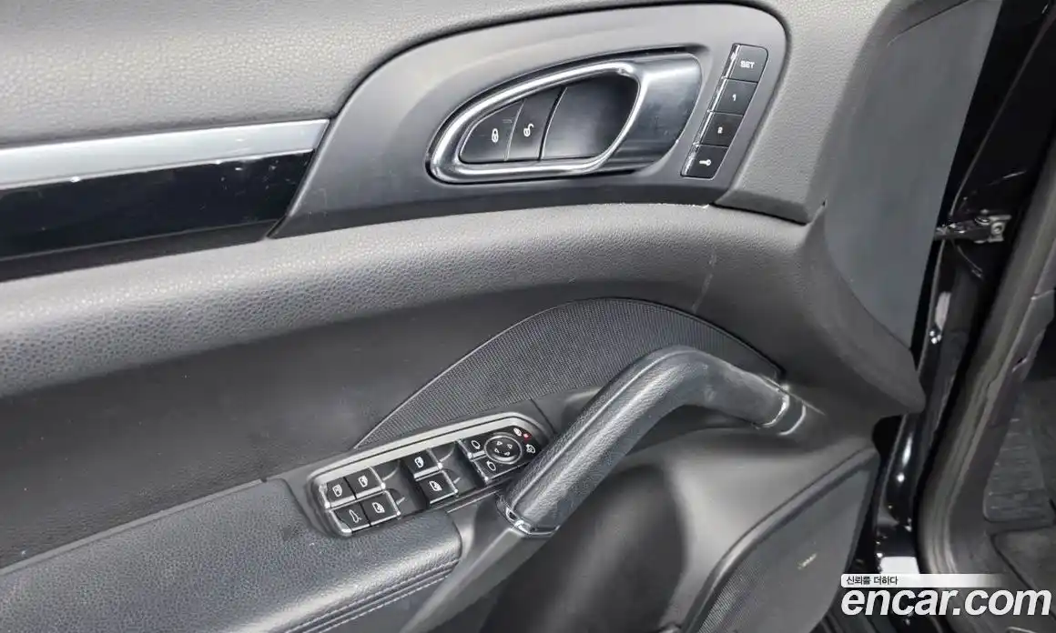 Porsche Cayenne 2015 3.0 гидро в Москве № 1763841, фото 28