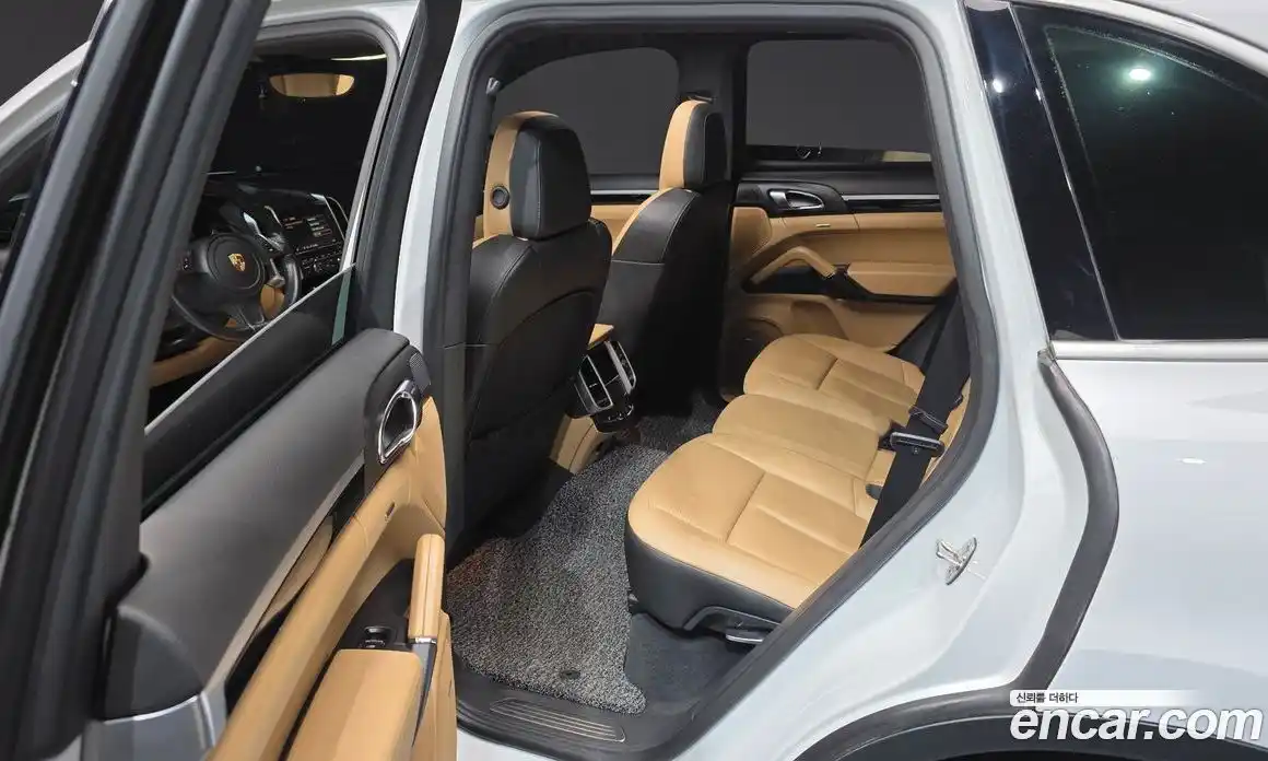 Porsche Cayenne 2014 3.0 гидро в Москве № 182223, фото 11