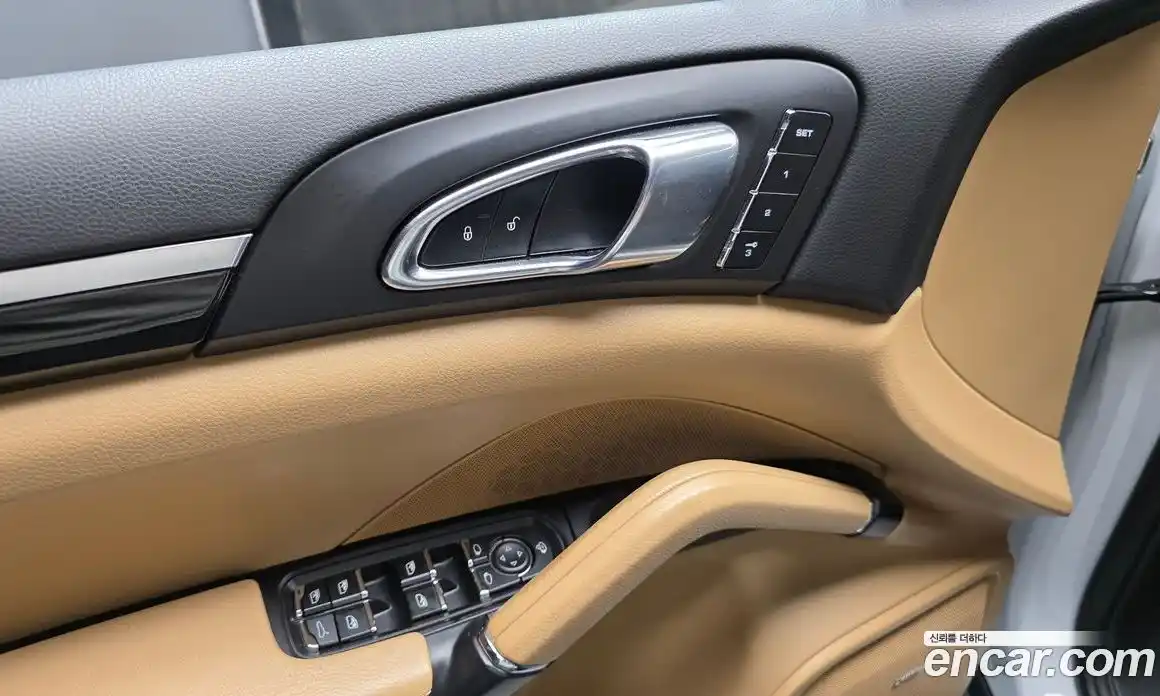 Porsche Cayenne 2014 3.0 гидро в Москве № 182223, фото 14