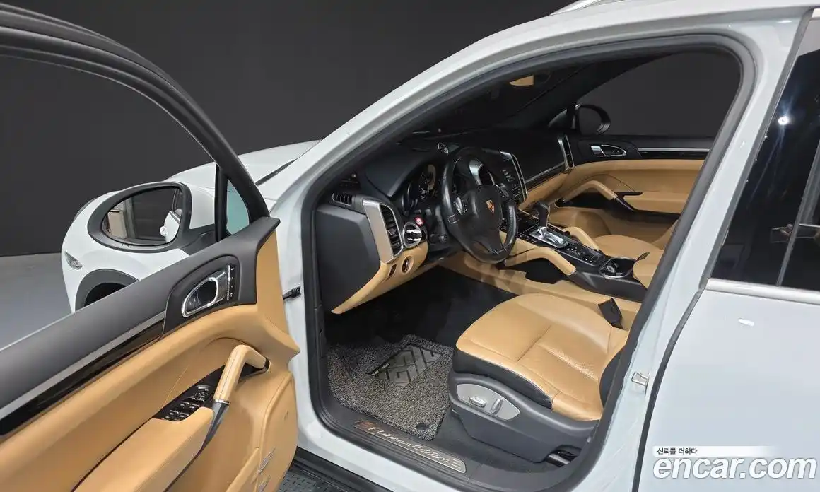 Porsche Cayenne 2014 3.0 гидро в Москве № 182223, фото 10