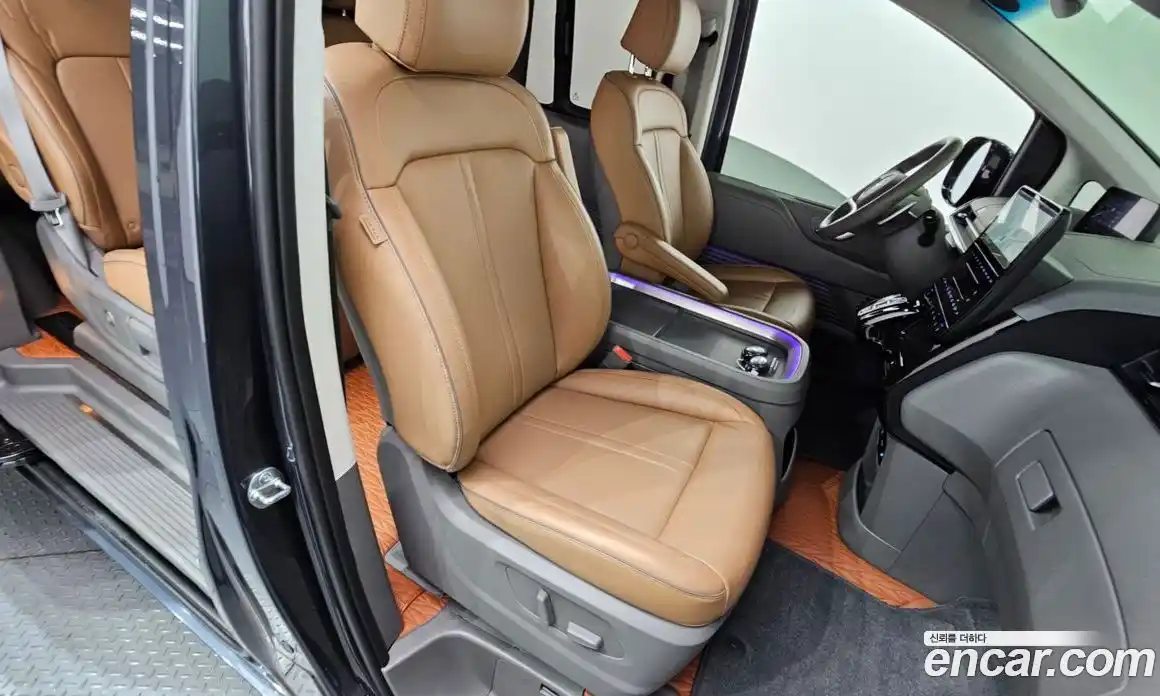 Hyundai Staria 2024 1.6 гидро в Москве № 1830688, фото 25